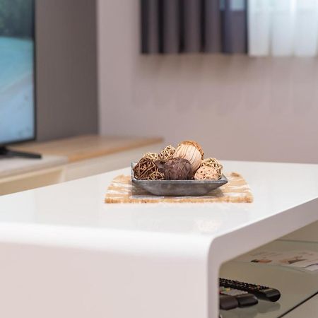 Downtown Apartment Бургас Экстерьер фото
