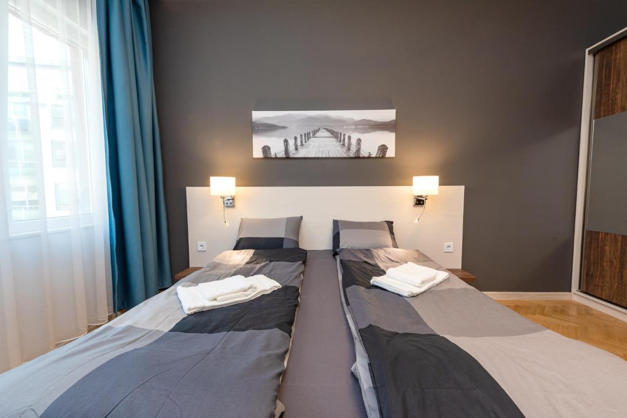 Downtown Apartment Бургас Экстерьер фото